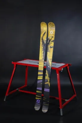 Revolt 100 Junior Skis 2024