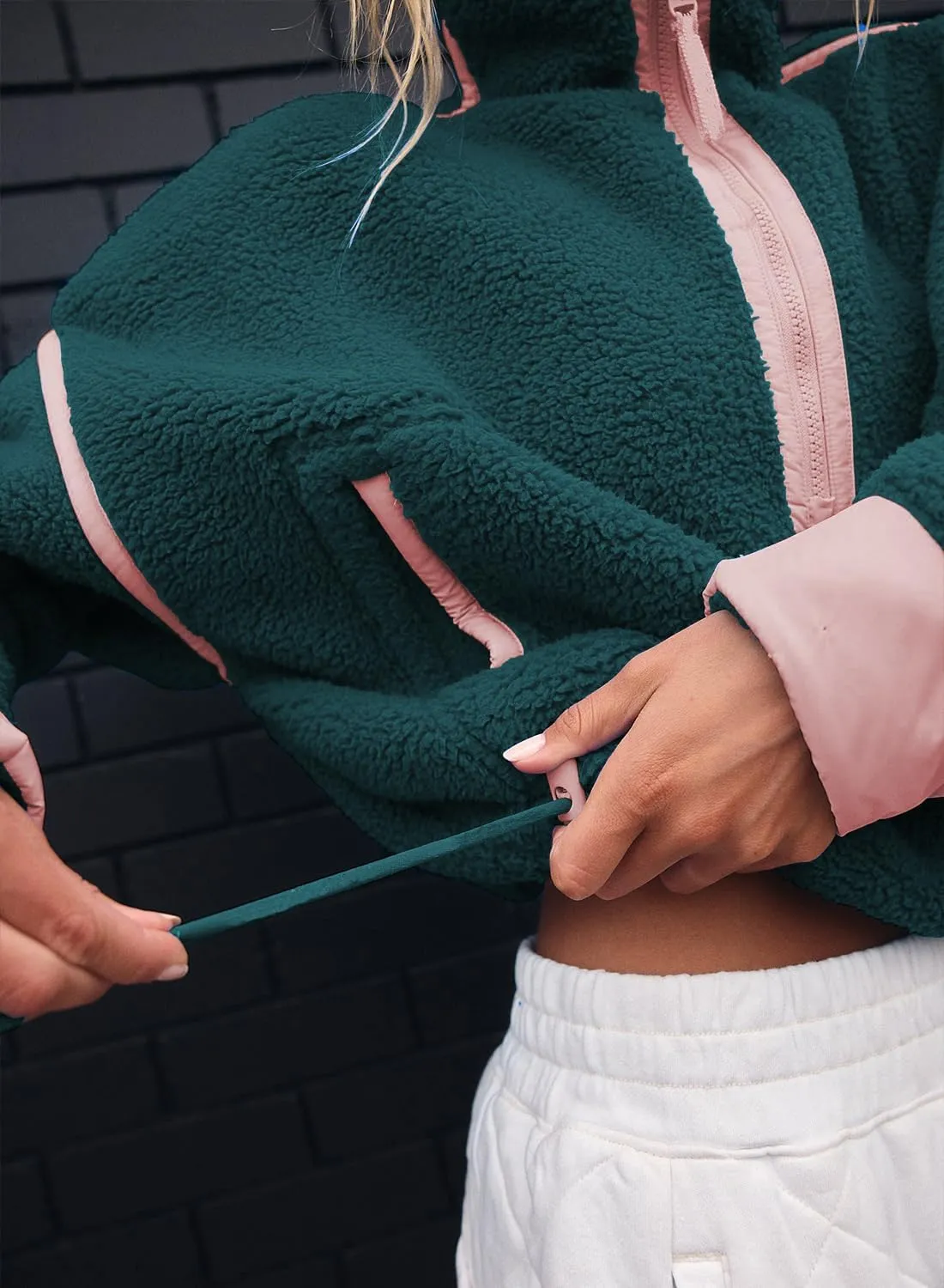 Women's Oversized Fleece Sweatshirt Long Sleeve Half Zip Sherpa Hoodie Fleece Pullover Top With Pockets